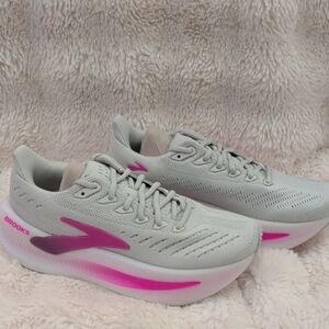 Brooks Women's Athletic Shoes - Light Gray and Hot Pink Glycerin Max 2